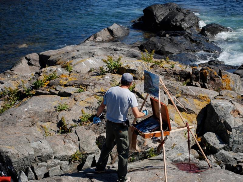 Stan Moeller on Gull Cove, Monhegan Island, with Take It Easel